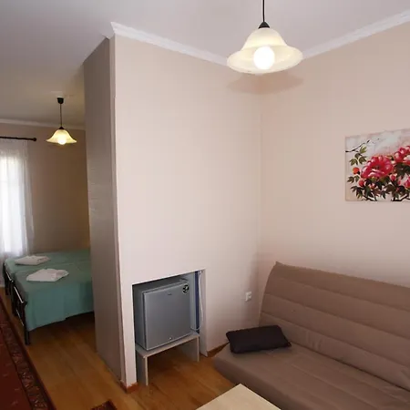 Lefcothea Guest 3* Lákka